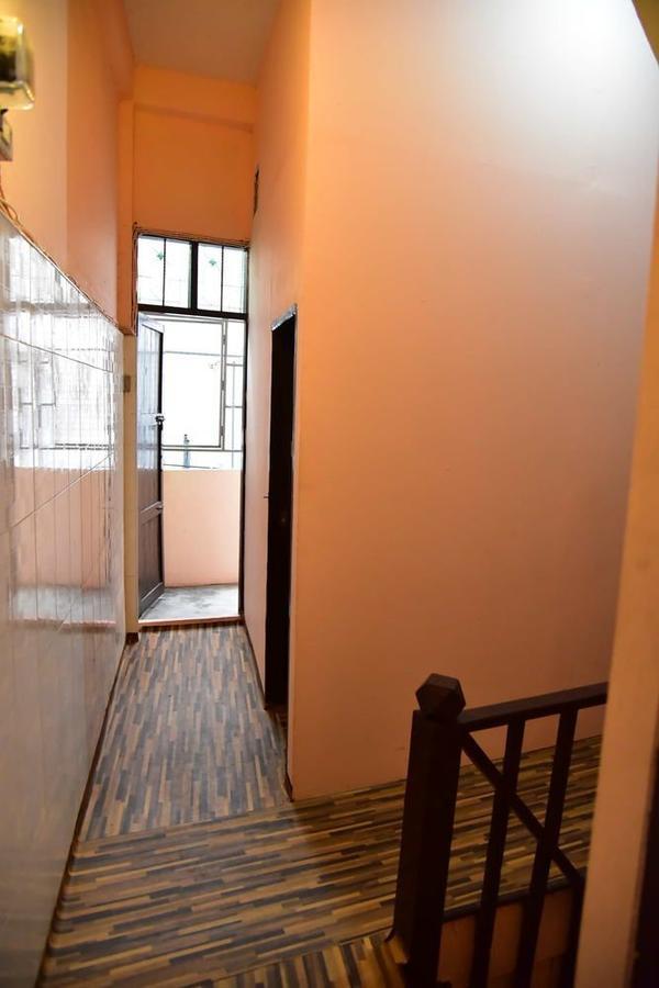 Big Orange Localstay At Siam Бангкок Экстерьер фото